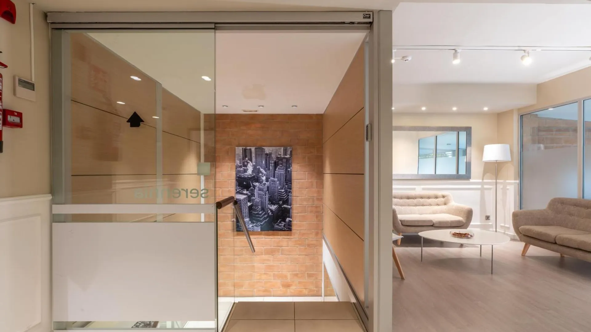 Ξενοδοχείο Serennia Fira Gran Via Exclusive Rooms Οσπιταλέτ ντε Λιοβρεγάτ
