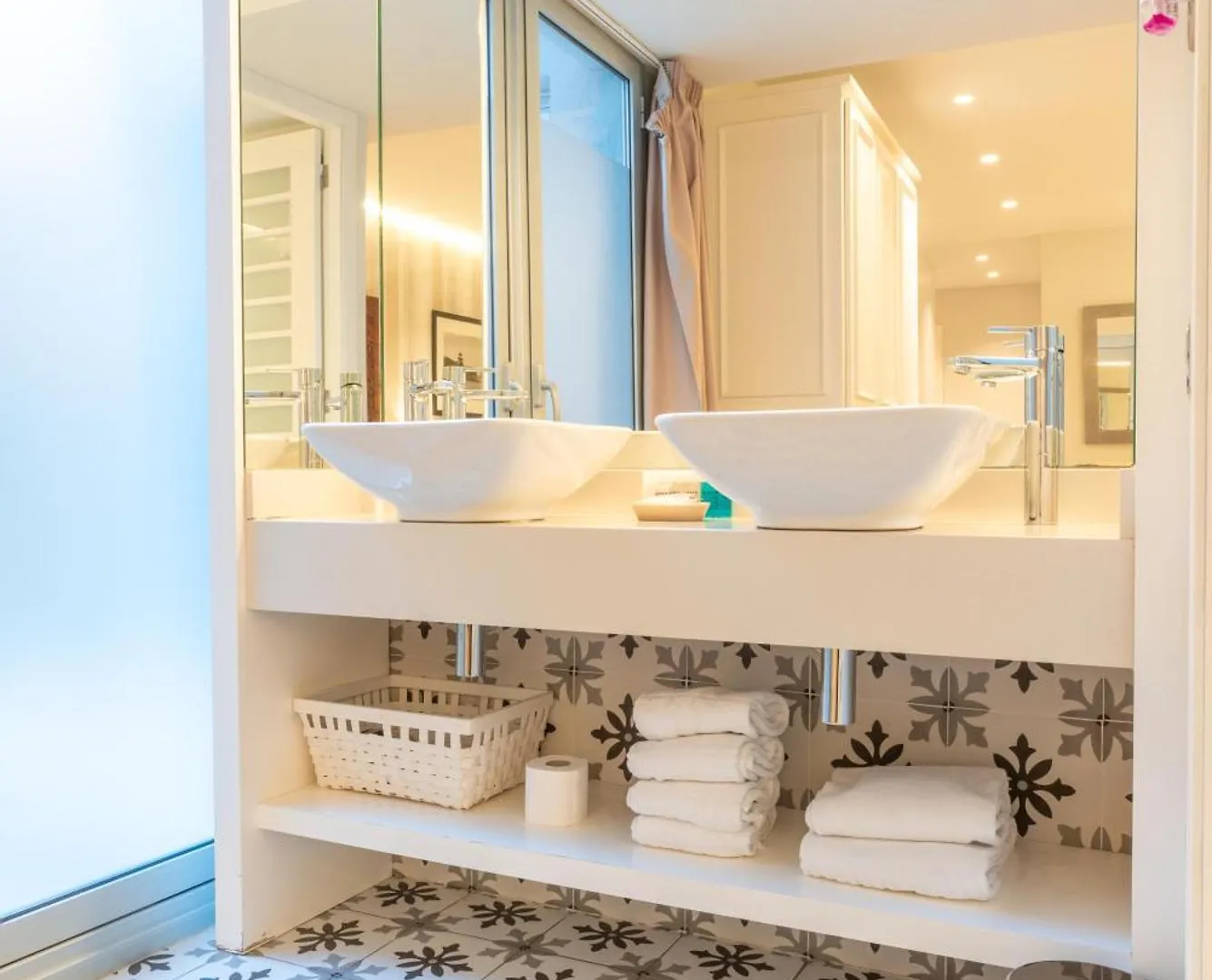 Serennia Fira Gran Via Exclusive Rooms Οσπιταλέτ ντε Λιοβρεγάτ