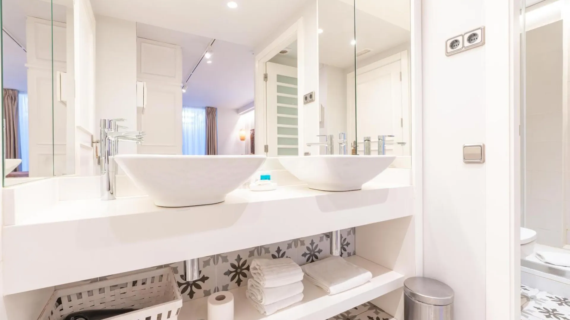 Ξενοδοχείο Serennia Fira Gran Via Exclusive Rooms Οσπιταλέτ ντε Λιοβρεγάτ
