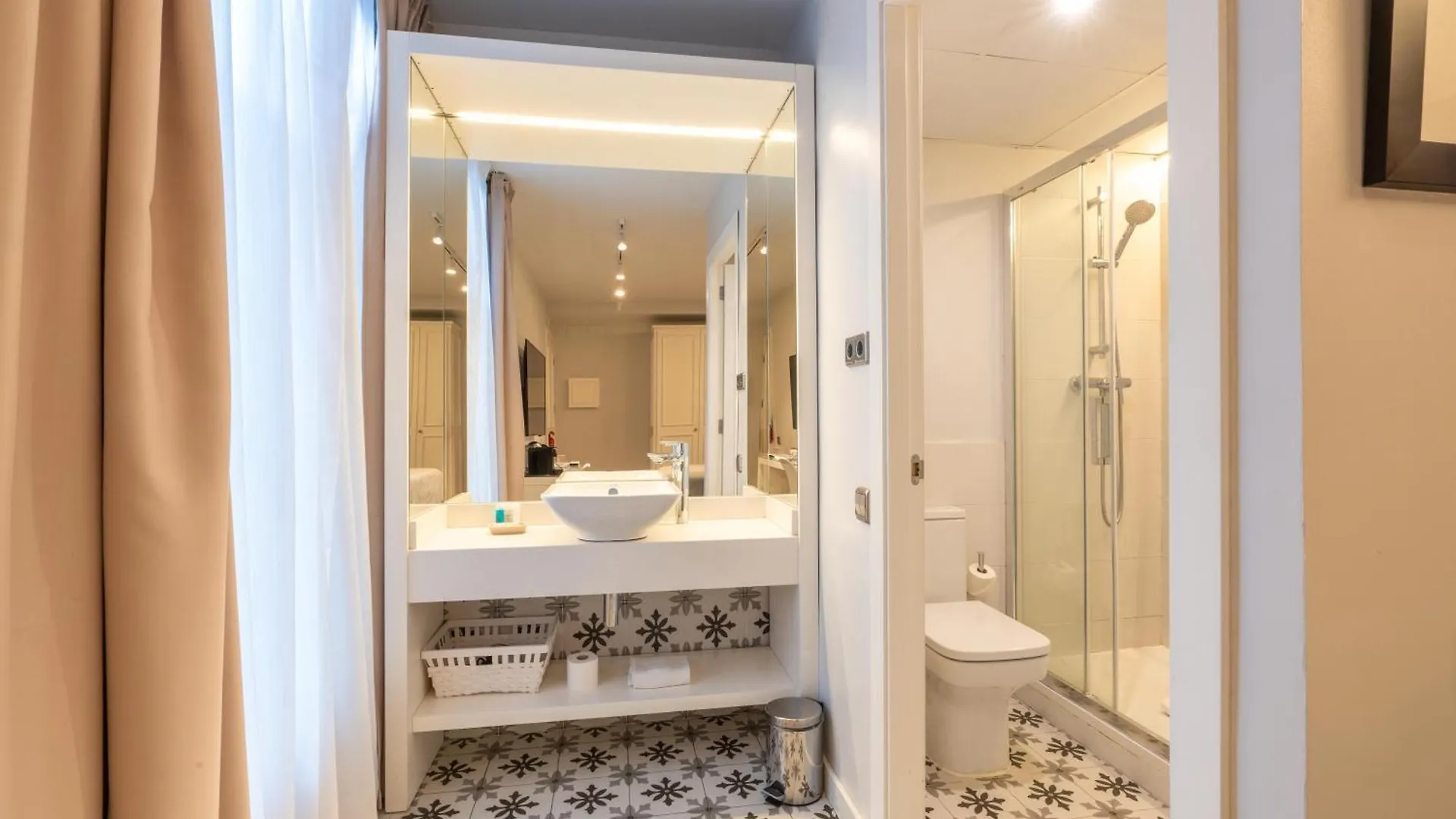 Ξενοδοχείο Serennia Fira Gran Via Exclusive Rooms Οσπιταλέτ ντε Λιοβρεγάτ