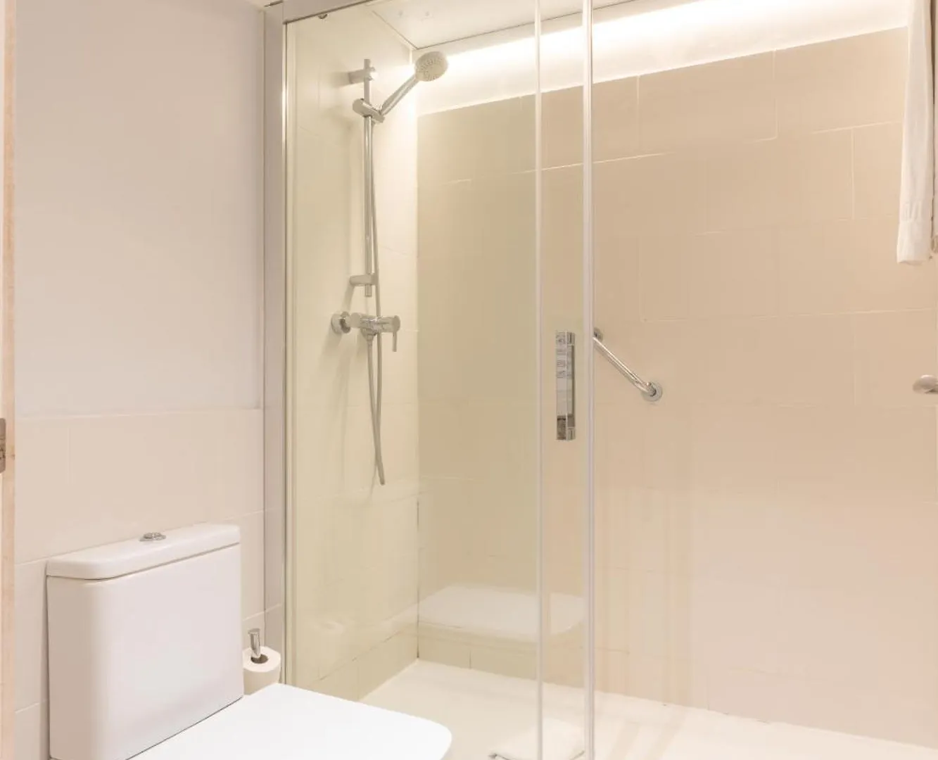 Serennia Fira Gran Via Exclusive Rooms Оспиталет-де-Льобрегат