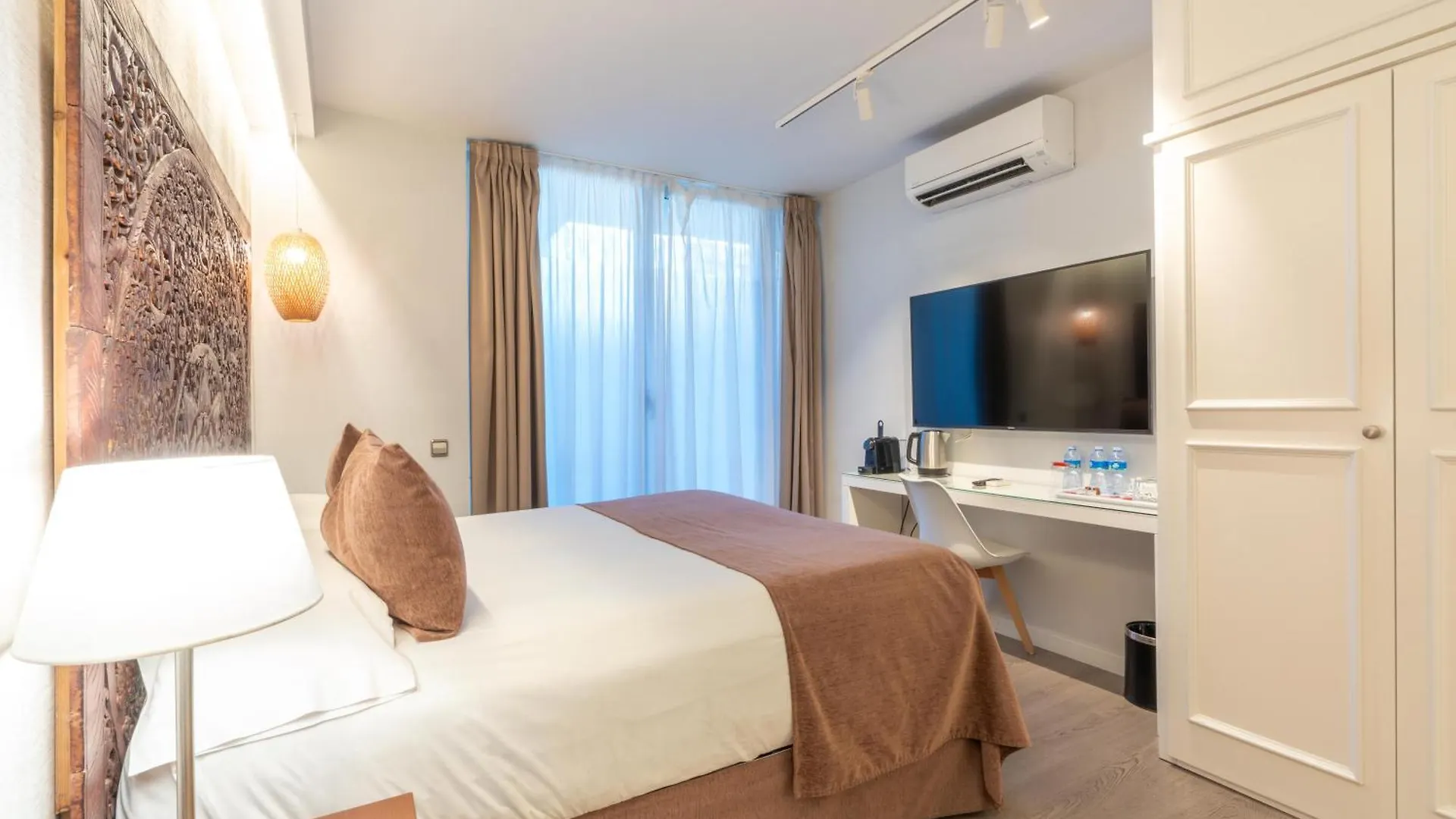 Serennia Fira Gran Via Exclusive Rooms L'Hospitalet de Llobregat